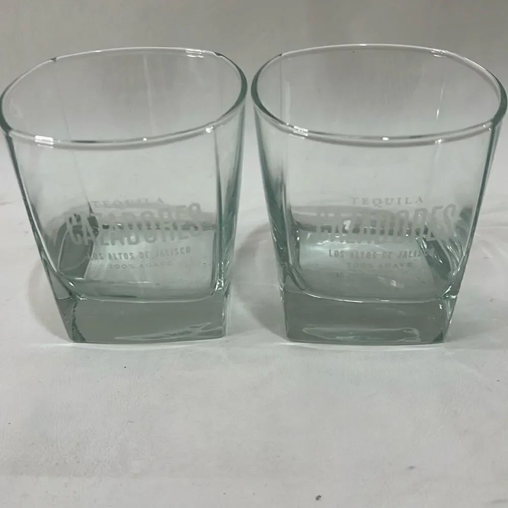 Cazadores Tequila Logo Glasses 8 Ounces Each Set of 2 Clear White Lettering